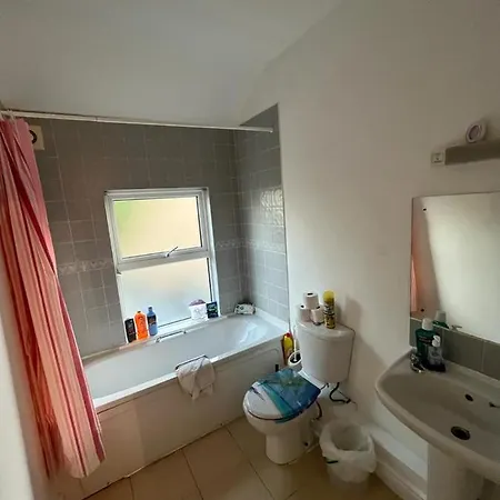 Centre 2 Allen Terrace Phibsborough 7 دبلن